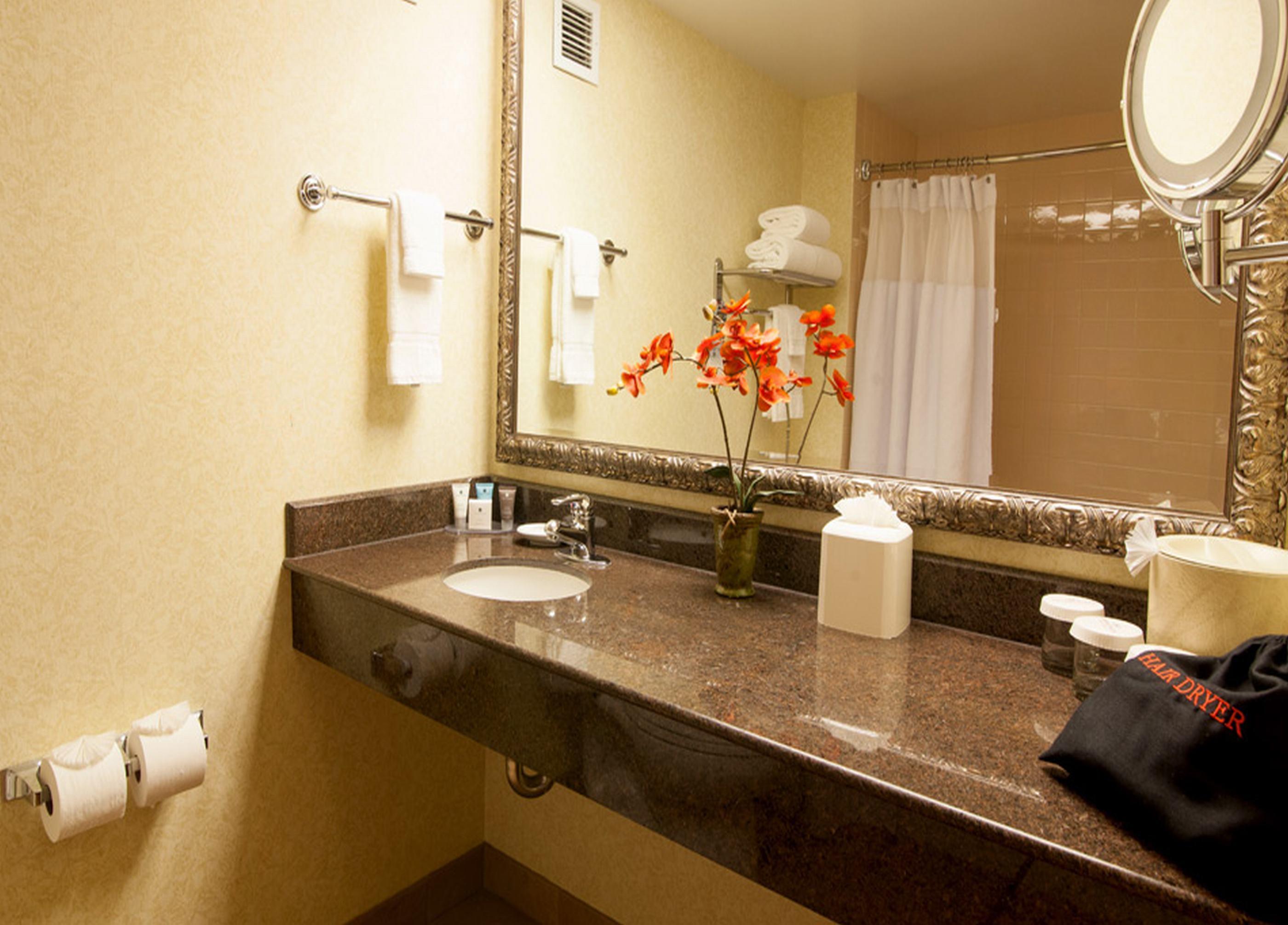 Delta Hotels by Marriott Anaheim Garden Grove Zimmer foto